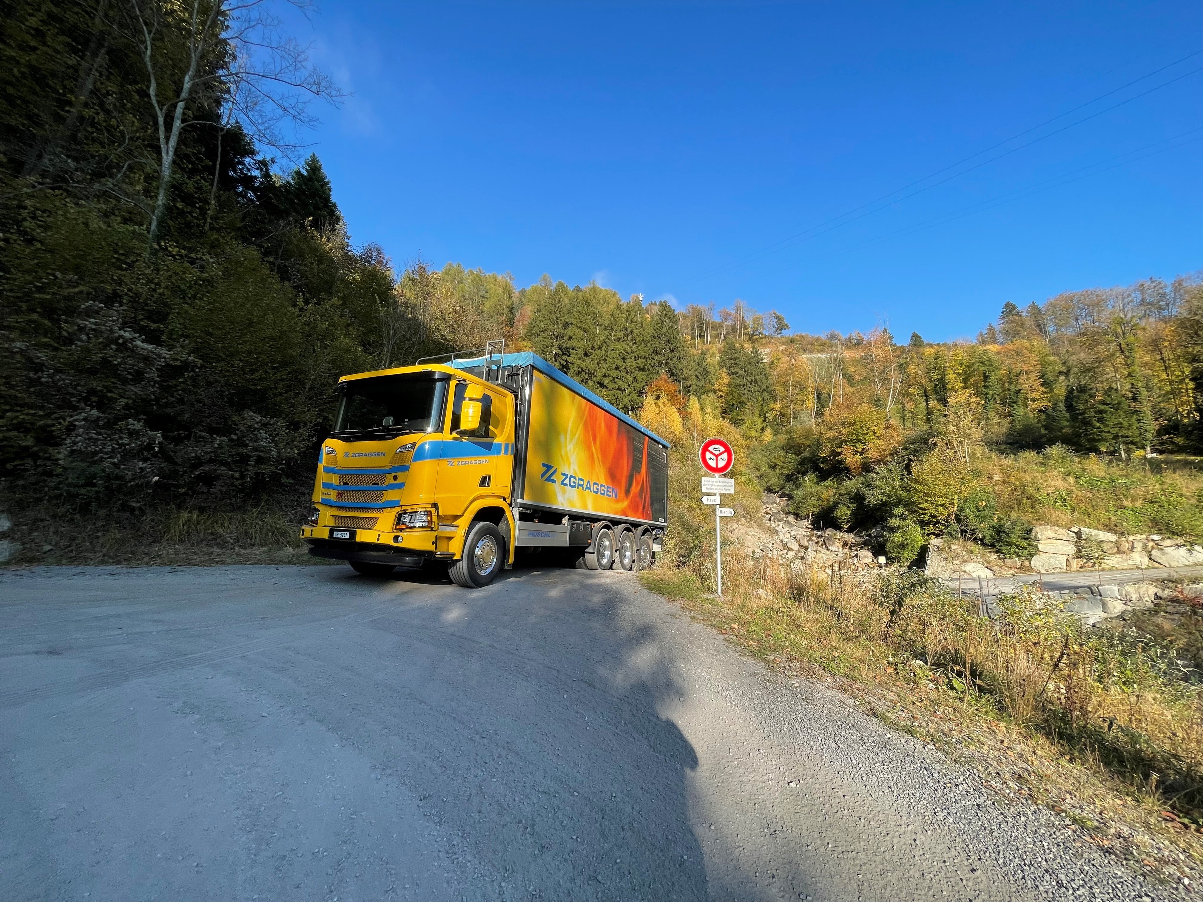 4 Achs Schubboden Scania